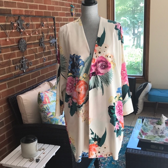 H&M Jackets & Blazers - Floral Coat!!